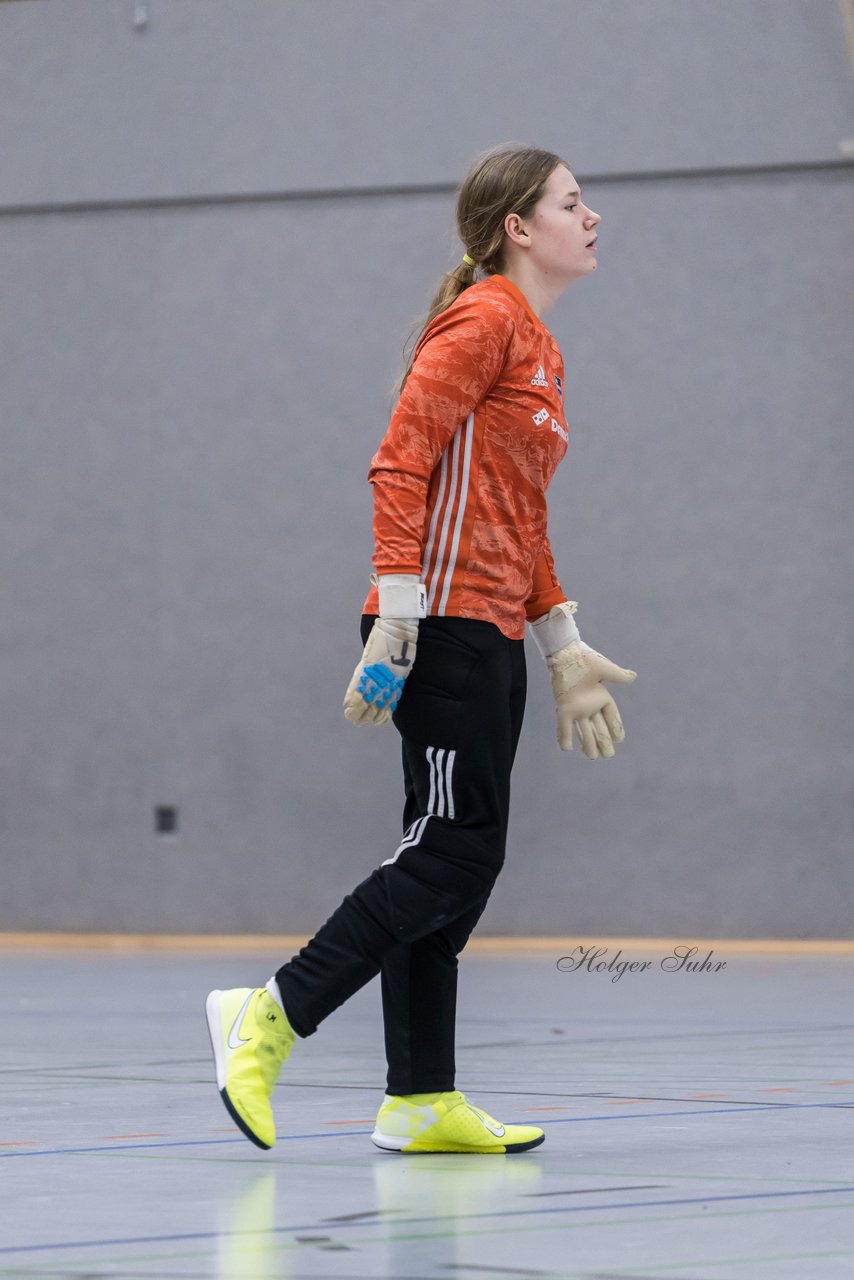 Bild 299 - B2 Loewinnen Cup
